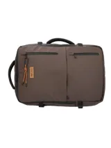 Mochila y maletín unisex de color marrón, confeccionada en poliéster reciclado repelente al agua. Presenta tres compartimentos independientes con cierre de cremallera, compartimento para laptop de 15 pulgadas, triple bolsillo frontal con cierre y mango lateral para transporte manual. Incluye correas ajustables, respaldo acolchado y pasador para maleta.