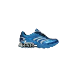 Championes Adidas modelo Predator Megaride en color azul metálico con detalles plateados y suela con amortiguación de resortes.
