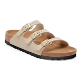 Sandalia Birkenstock modelo Florida con tres correas ajustables de material sintético Birko-Flor en color beige, plantilla de corcho anatómica y suela de goma negra.