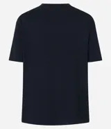 Remera negra de viscosa con cuello redondo y mangas cortas. Presenta apliques de strass en el escote.