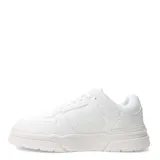 Championes urbanos de diseño moderno, combinando paneles en color beige y blanco. Presentan una silueta robusta con suela de plataforma en tono crema y base de goma, cordones al tono y detalle de textura perforada en los laterales.