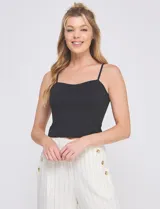 Top crop negro de corte ajustado, estilo corsé, con escote corazón y breteles finos regulables.