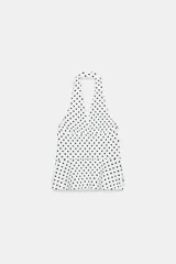Top entallado color negro de cuello halter, con escote en V pronunciado, espalda descubierta y cierre frontal con ganchos metálicos.