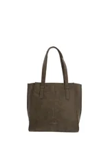 Cartera tipo tote de la marca Hush Puppies, confeccionada en material sintético con acabado texturizado en color marrón. Presenta un diseño estructurado con doble asa de hombro y cierre superior.