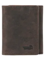 Billetera trifold para hombre confeccionada en cuero natural de color marrón con textura rústica. Cuenta con cierre de broche, tres ranuras para tarjetas, un compartimento para billetes y tecnología de protección RFID. Presenta un detalle de logo grabado en la esquina inferior.
