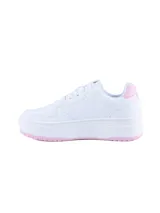 Championes urbanos Umbro modelo Milo-High para mujer, de plataforma, color blanco con detalles en rosado.