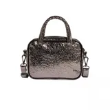 Bolso de mano Adidas Adicolor tamaño XS, con acabado metalizado texturizado y logo del trébol en el frente. Incluye doble asa superior y correa ajustable extraíble.