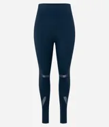 Legging deportiva de tiro alto en color azul oscuro, confeccionada en microfibra de poliamida y elastano. Presenta recortes laterales en tela de malla para mayor transpirabilidad y un ajuste ceñido al cuerpo, ideal para actividades de alta intensidad.