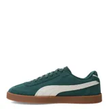 Championes Puma modelo Club II Era Suede, de estilo urbano con diseño retro inspirado en las canchas. Presentan una capellada de gamuza negra con la icónica franja lateral en color blanco y suela de goma color caramelo.