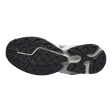 Championes Salomon modelo XT-Whisper, color gris y plateado, con diseño texturizado, sistema de ajuste Quicklace y tecnología SensiFit.