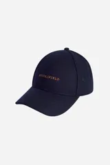 Gorra de paño azul marino con estructura firme, visera curva y logo de la marca bordado en color dorado en la parte frontal.