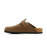 Zueco casual Hanker Brooks confeccionado en cuero marrón, con tira ajustable con hebilla metálica en el empeine, plantilla de corcho y suela de goma.