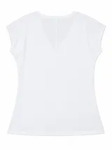Remera de manga corta color blanco, confeccionada en tejido suave, con escote en V profundo y costura vertical central en el frente.