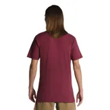 Remera de algodón color bordó con logo Vans estampado en el pecho, corte clásico y mangas cortas.