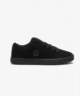Zapatillas Airwalk modelo One Total Black, color negro, de diseño urbano con suela de goma texturizada y cordones al tono.