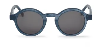 Lentes de sol Mr Boho modelo Dalston, con montura redonda azul con textura de denim y lentes grises.