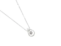 Collar plateado de acero con dije en forma de gota con circonias. Largo total: 40cm + 4cm de alargue. Dimensiones del dije: 2cm x 1cm.