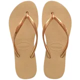 Sandalias de goma Havaianas modelo Slim, color gris oscuro, con tiras finas metálicas y diseño clásico de dedo.