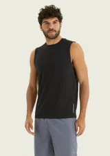 Musculosa deportiva sin mangas de color azul, con diseño de cuello redondo y detalle reflectante en el lateral inferior.
