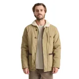 Campera de invierno Roark modelo Axeman II, color beige, con cuello de corderito sintético, cierre frontal con cremallera y botones tipo toggle, bolsillos laterales y bolsillo superior con cierre.