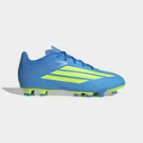 Championes de fútbol Adidas F50 Club, diseñados para terreno firme y multiterreno. Presentan un exterior sintético texturizado en color azul con detalles en amarillo neón, incluyendo las icónicas tres tiras de la marca. Cuentan con suela FXG para tracción óptima en pasto natural y sintético, y lengüeta sintética liviana.