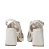Sandalias de mujer Bottero color negro, con diseño calado, taco ancho, plataforma y pulsera ajustable al talón.