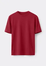 Remera básica celeste de corte regular, con cuello redondo y mangas cortas.