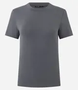 Remera básica de ribana marca Cortelle, color rosado, con cuello redondo y mangas cortas, confeccionada en algodón con elastano.