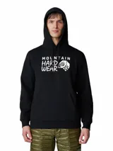 Buzo canguro negro con capucha, marca Mountain Hardwear, con logo estampado en el pecho.