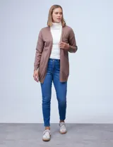 Cardigan gris de tejido de hilado fino, marca Workshop, con bolsillos delanteros.