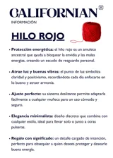 Pulsera roja de hilo trenzado con nudo corredizo ajustable y dije de punto de luz con engarce plateado.