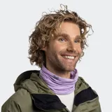 Bufanda tubular multifuncional de la marca Buff, color violeta, confeccionada en tejido elástico y sin costuras con protección solar UPF 50.