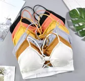 Soutien tipo top de algodón y morley con relleno desmontable.