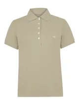 Chomba de piqué color beige RKF modelo Sandie, con cuello camisero, cierre frontal con botones y bordado del logo de pato en el pecho.