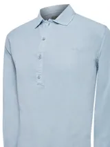 Camisa de manga larga RKF confeccionada en tencel, con cuello camisero y cierre frontal de media abotonadura. Presenta un diseño liso en color celeste con bordado del logo de la marca al tono en el pecho.