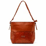 Cartera al hombro Korium modelo Adara, de color tostado, confeccionada en eco cuero con diseño texturizado estilo cocodrilo en la base y correa trenzada.