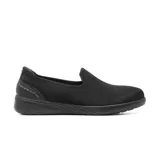 Zapatillas Skechers modelo Slip-ins Relaxed Fit Flex Adapt - Juliette, de color negro, diseño sin cordones y parte superior de tejido de punto elástico.