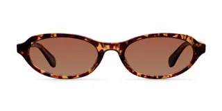 Lentes de sol con montura ovalada de diseño carey y cristales polarizados en color marrón.