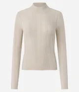 Blusa de punto de manga larga con cuello alto y diseño acanalado, confeccionada en una mezcla de viscosa y poliamida.