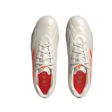 Championes de fútbol Adidas Copa Pure.3, color blanco con detalles en naranja.
