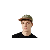 Gorra de seis paneles en color verde militar con visera de pana marrón. Cuenta con un bordado frontal detallado en hilo blanco que representa una corona con las letras "EME".