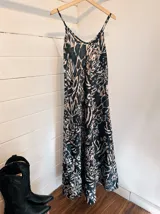 VESTIDO SATEN MULTIPRINT