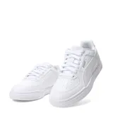 Championes Puma Caven III de estilo urbano, color blanco, con diseño de corte bajo, perforaciones en la puntera y logo de la marca en el lateral.