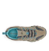 Championes de trekking Columbia modelo Crestwood, con diseño de caña baja. Presentan una combinación de cuero gamuzado y malla técnica en tonos gris y beige, con detalles en color turquesa en los cordones y el interior. Cuentan con entresuela Techlite para amortiguación y suela de goma Omni-Grip de alta tracción.