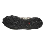 Championes Salomon Speedcross 6 de color negro, diseñados específicamente para trail running. Presentan una estructura robusta y técnica, capellada sintética y textil con refuerzos termosellados, sistema de cordones de ajuste rápido Quicklace y suela con tacos profundos para máxima tracción en terrenos difíciles.