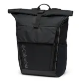 Mochila Columbia modelo Convey III 27L Omni-Shield de color negro, con diseño de cierre enrollable y correas ajustables. Cuenta con un bolsillo frontal con cierre vertical, bolsillos laterales para botellas y el logo de la marca estampado en el lateral frontal.