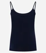 Blusa básica negra de breteles finos, confeccionada en malla de algodón peruano con escote redondo.