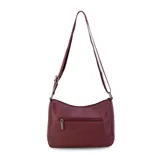 Bandolera de cuero sintético color bordó, con múltiples bolsillos frontales con cierre y correa ajustable en contraste de color.