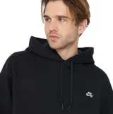 Canguro Nike SB Essential color negro, con capucha ajustable con cordón, bolsillo tipo canguro y logo bordado en el pecho.