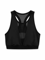 Top deportivo negro con paneles de malla en el frente y espalda estilo racerback, con banda elástica en la base.